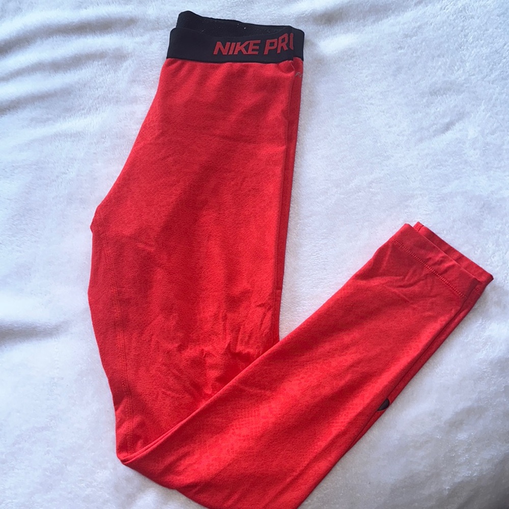 Red Nike Leggings